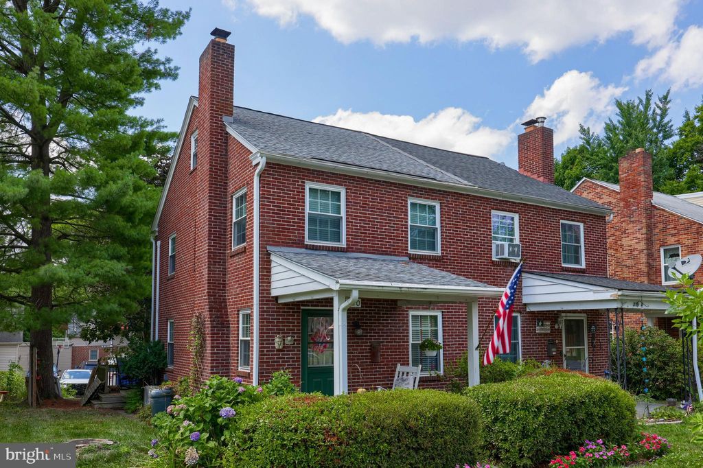 Photo of 320 Atkins Avenue, Lancaster, PA 17603 (MLS # PALA2053636)