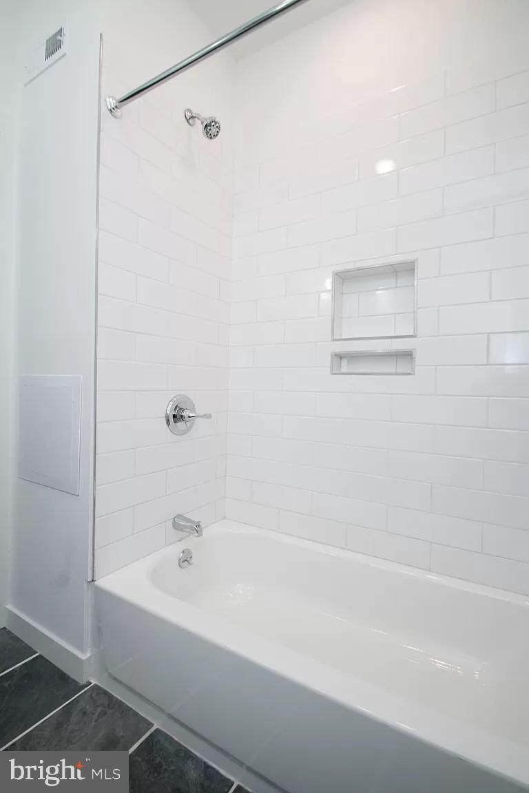WEST PHILADELPHIA - Residential Lease