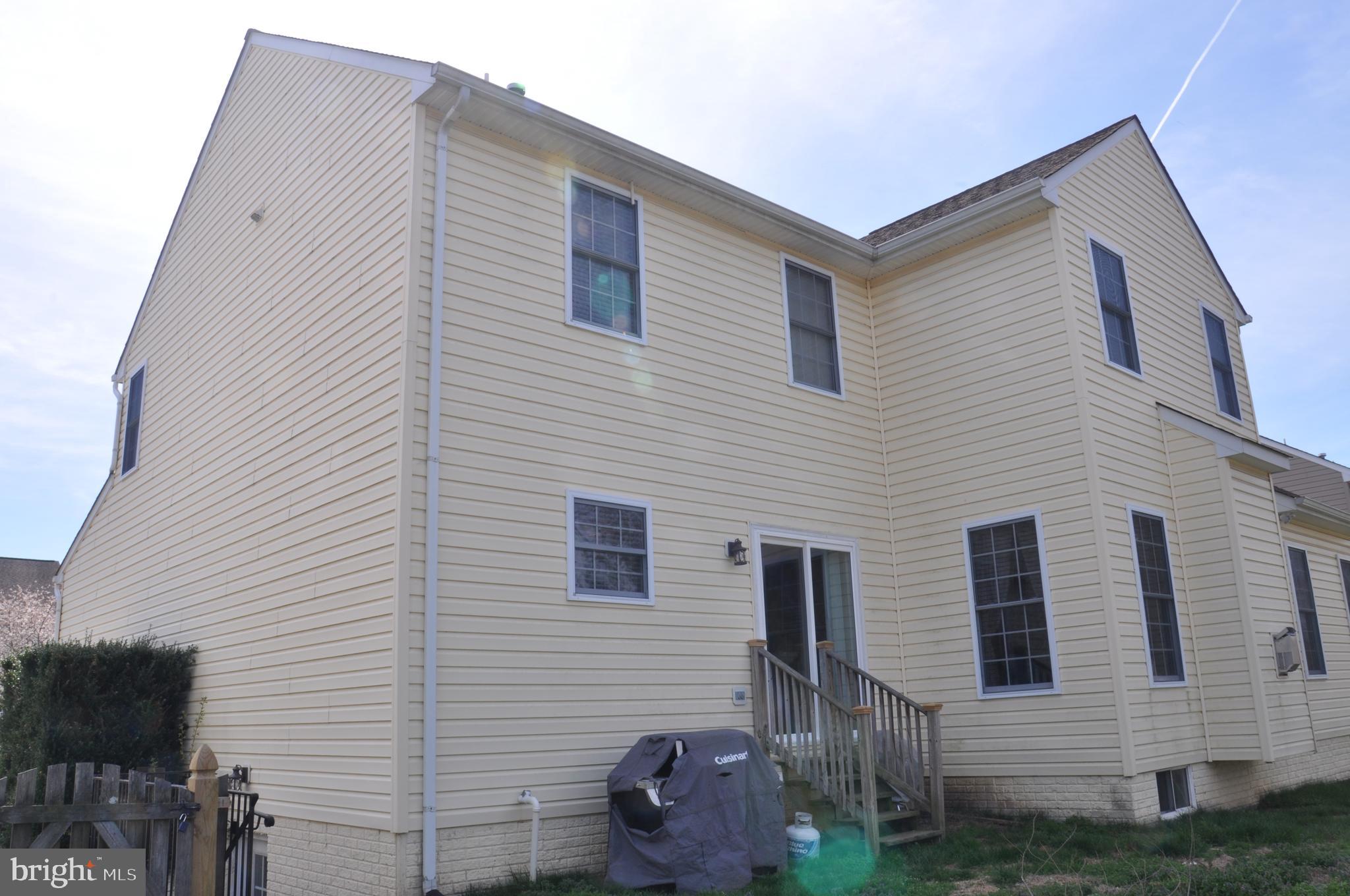 10621 GALLANT FOX WAY