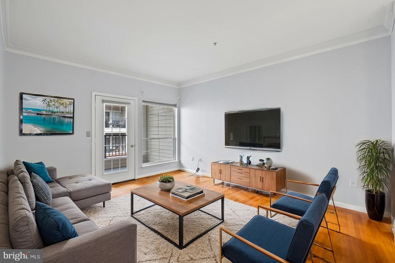 EXCHANGE AT VAN DORN - Residential Lease