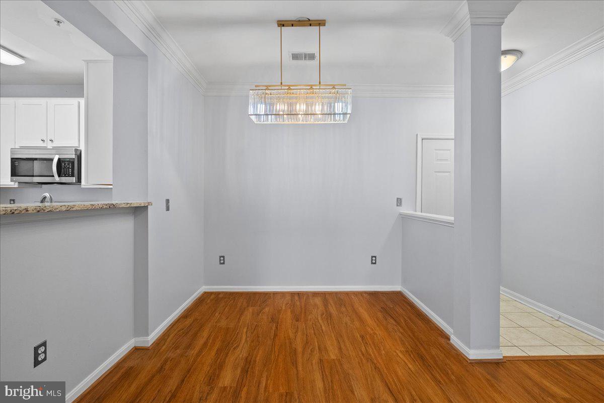 EXCHANGE AT VAN DORN - Residential Lease