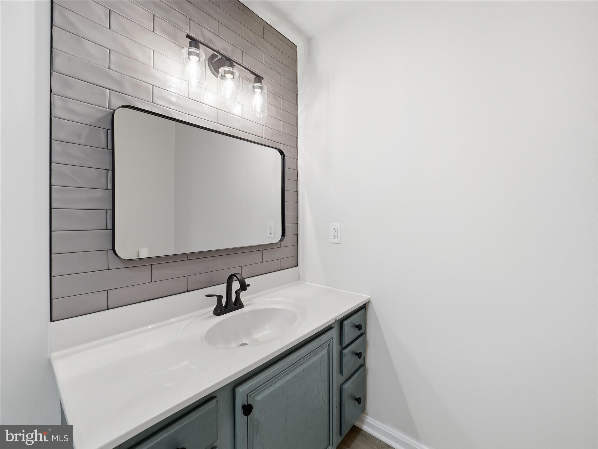 BEACON LIGHT ESTATES - Residential