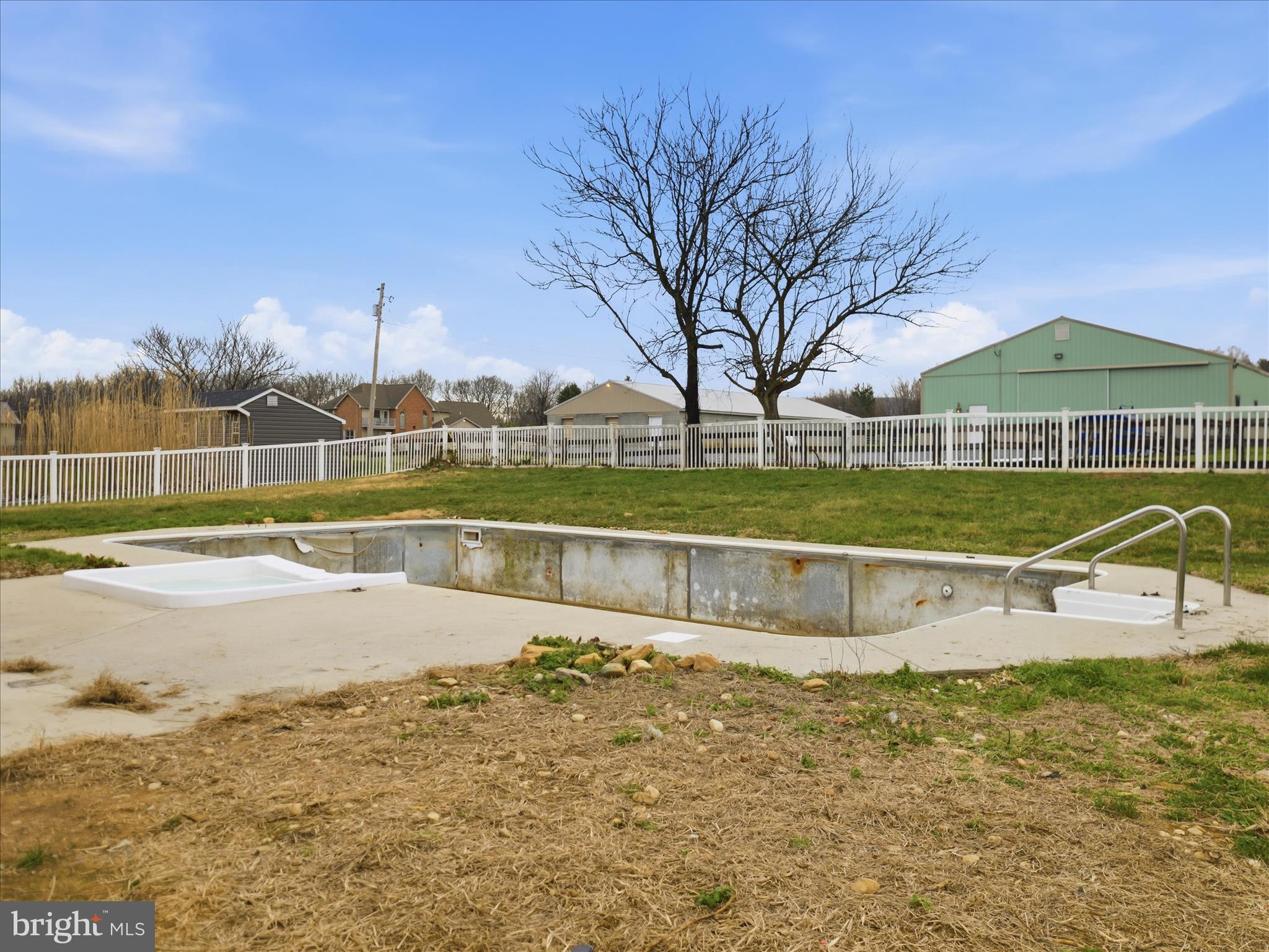 BEACON LIGHT ESTATES - Residential