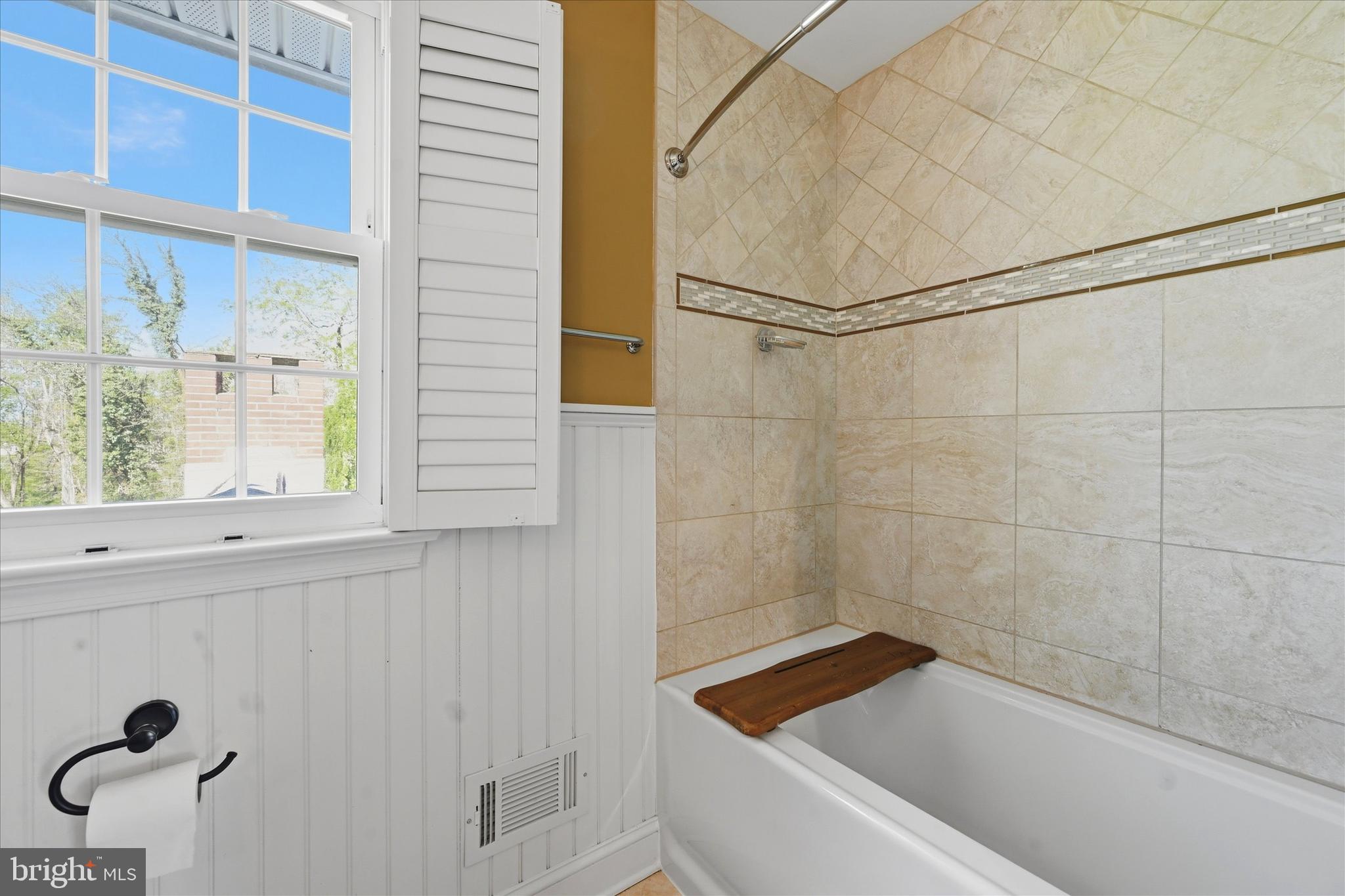 RADLEY RUN - Residential