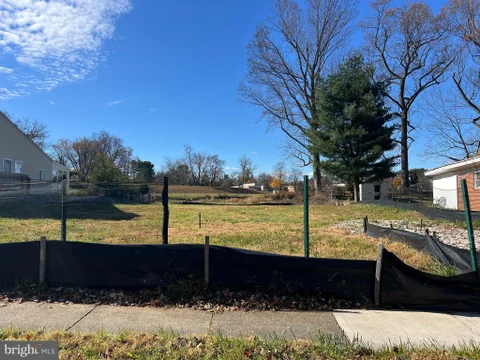 MLS: MDBC2145360