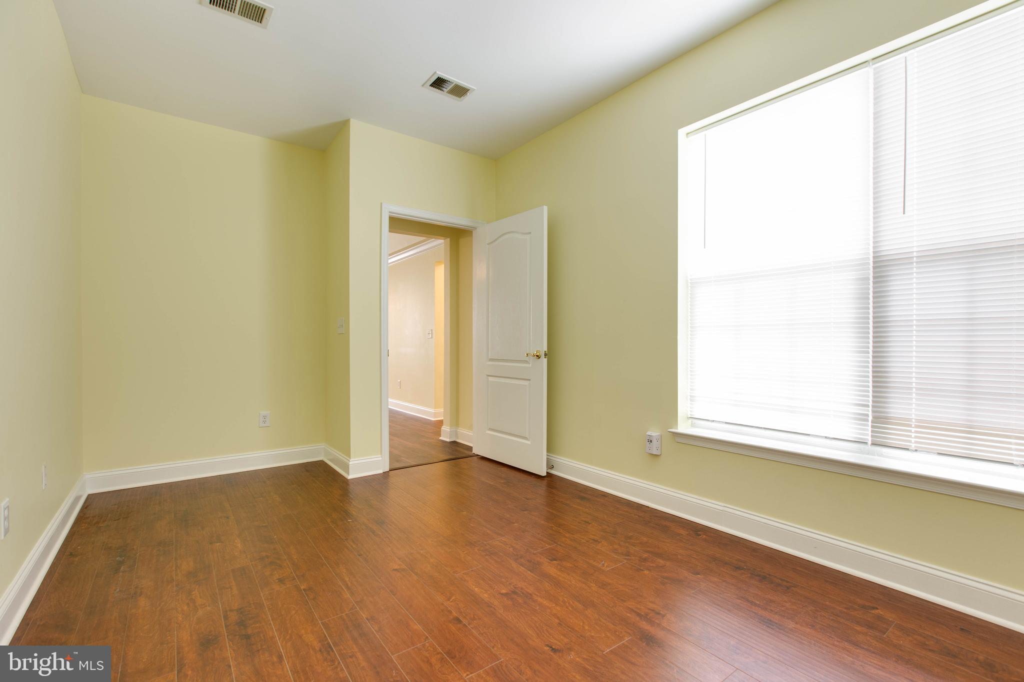 MAPLECREST - Residential