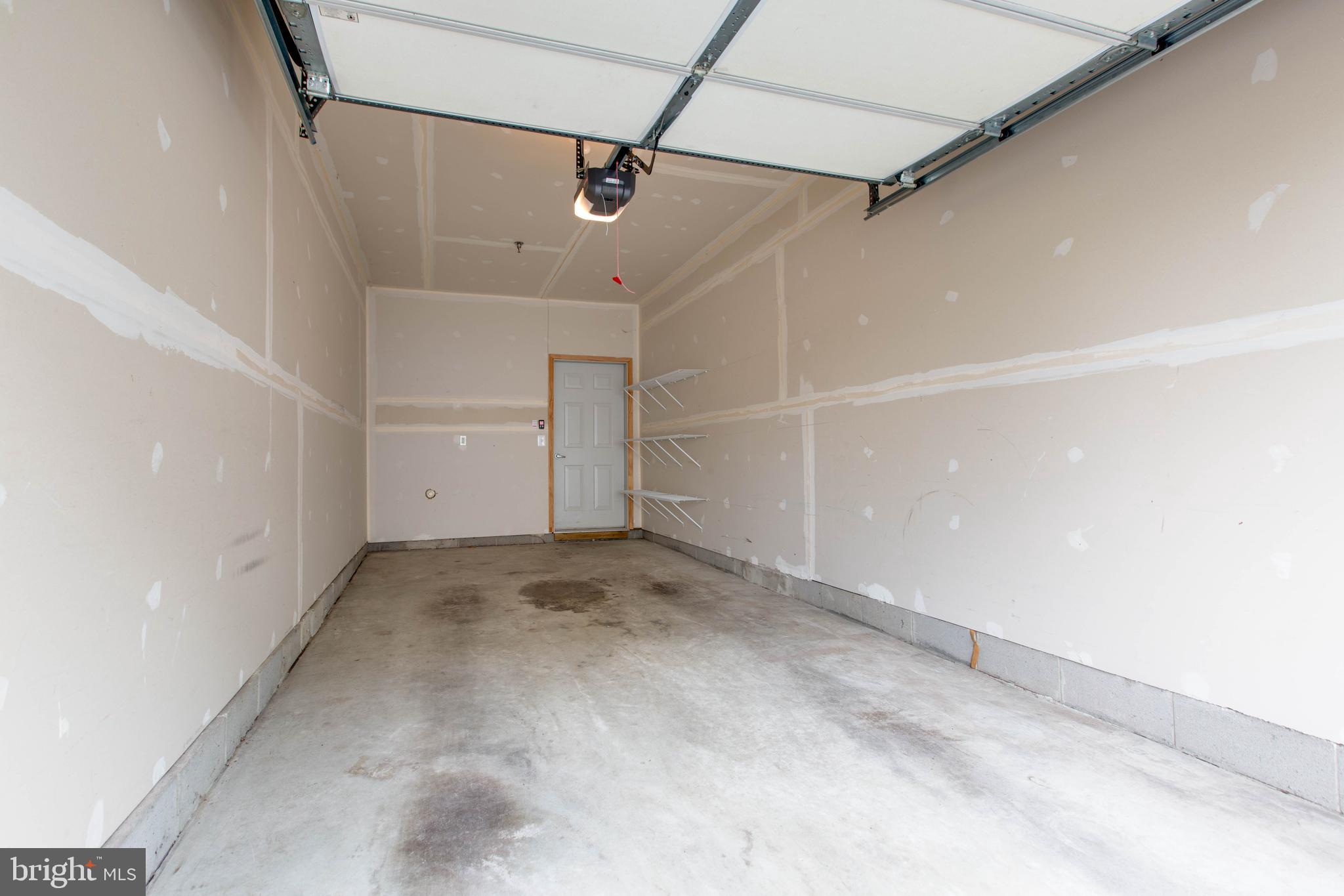 MAPLECREST - Residential