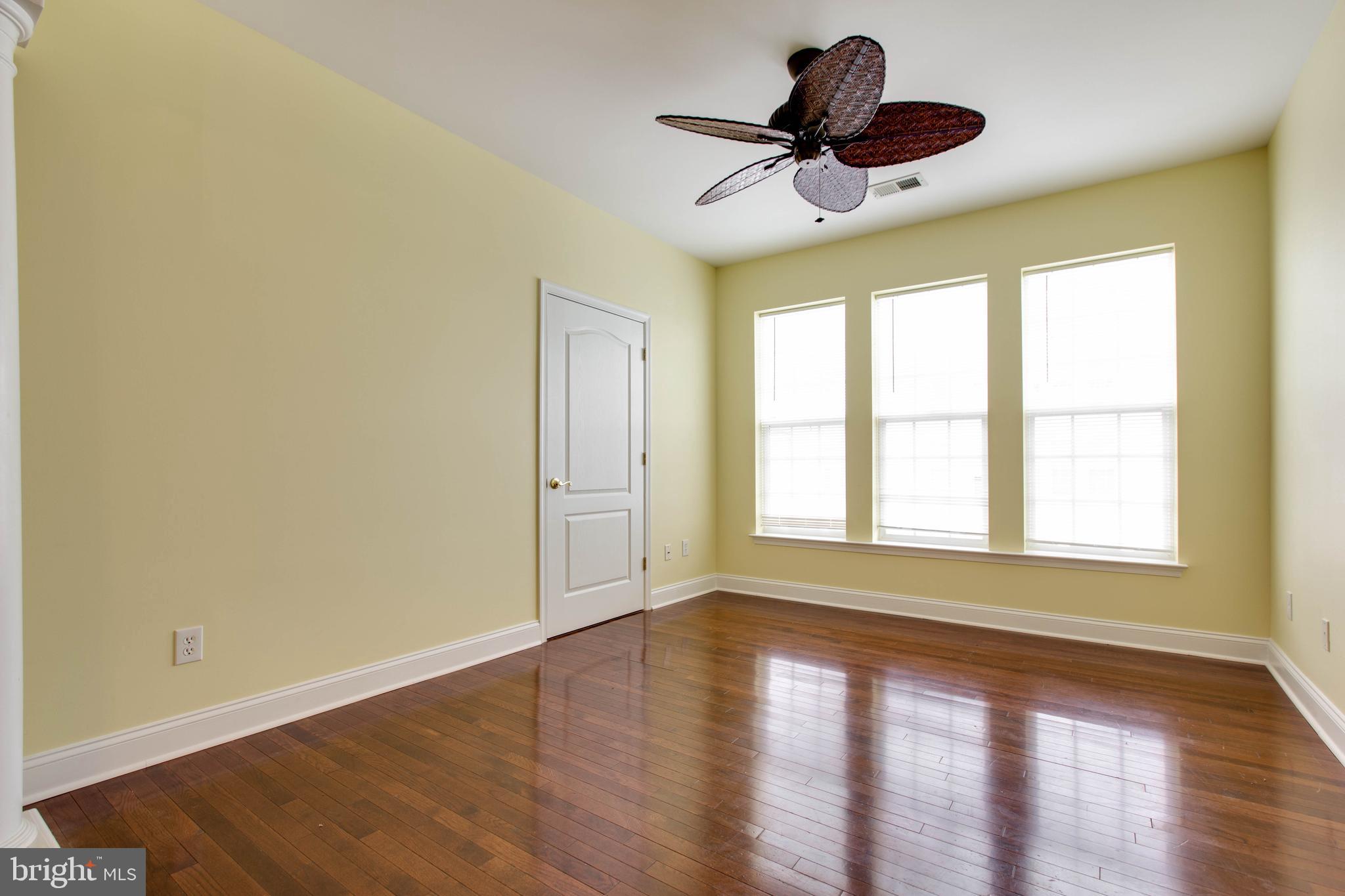 MAPLECREST - Residential