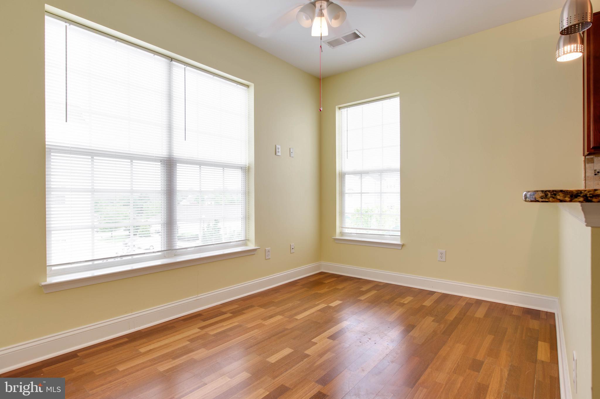 MAPLECREST - Residential