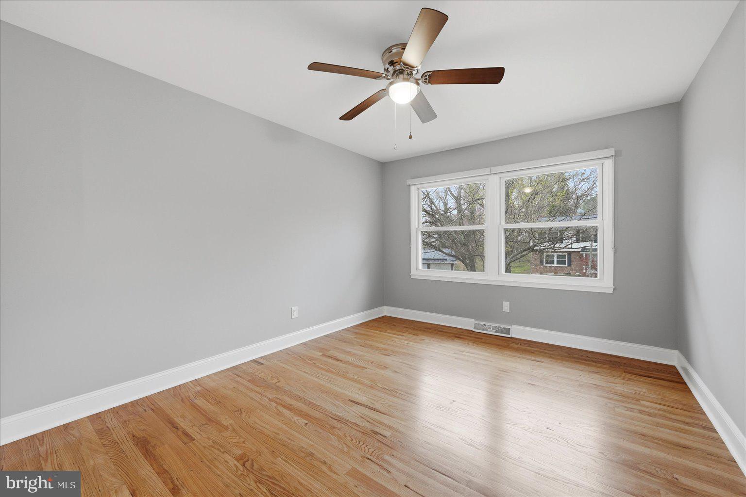 FOREST KNOLLS - Residential