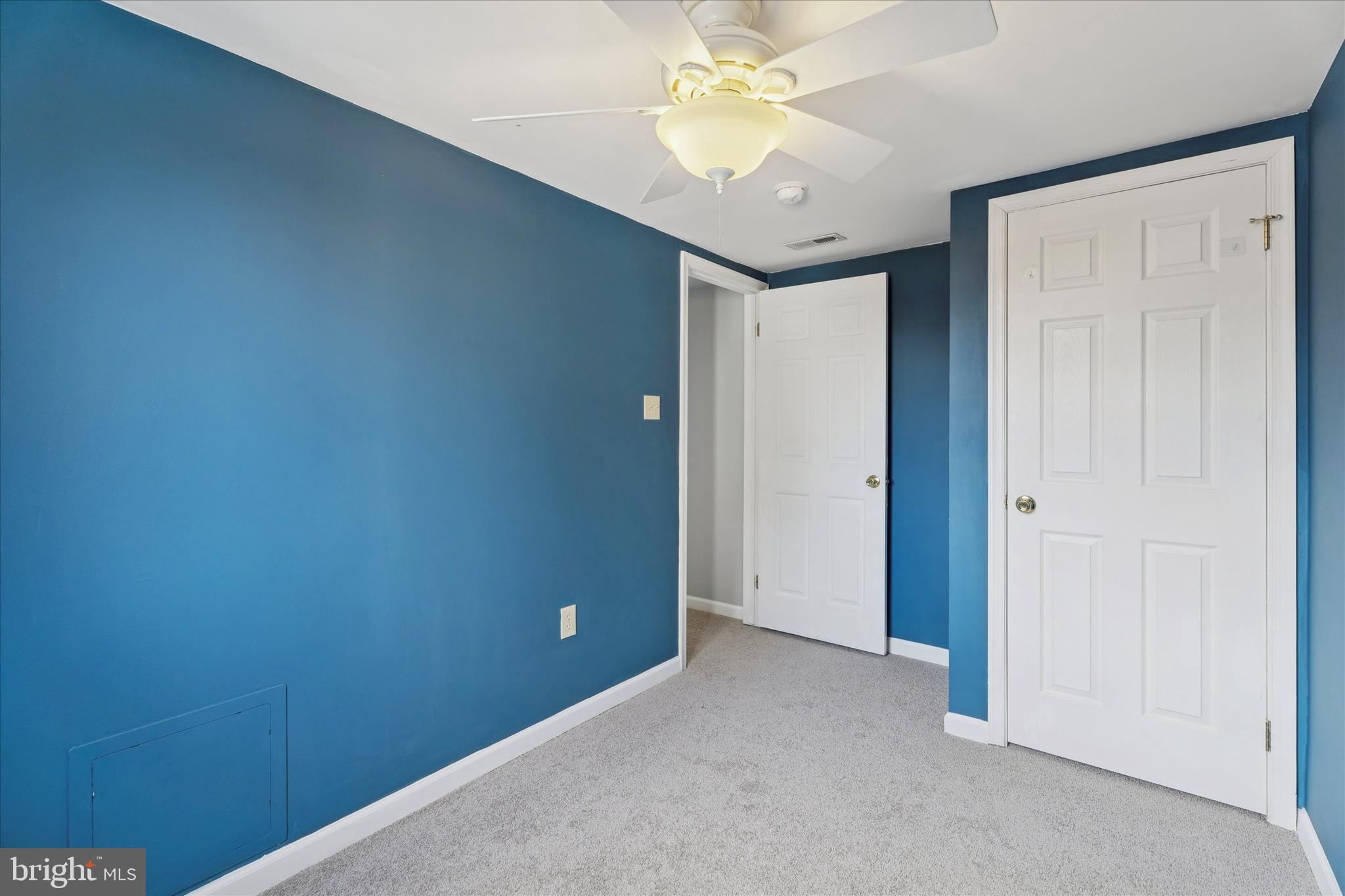 ROXBOROUGH - Residential