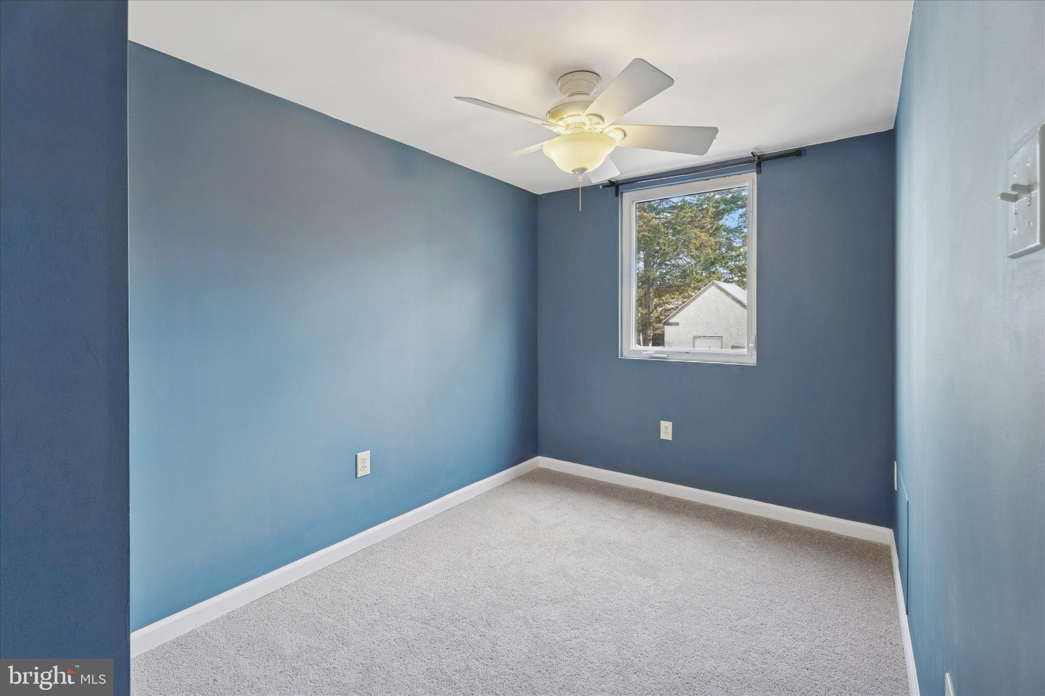 ROXBOROUGH - Residential