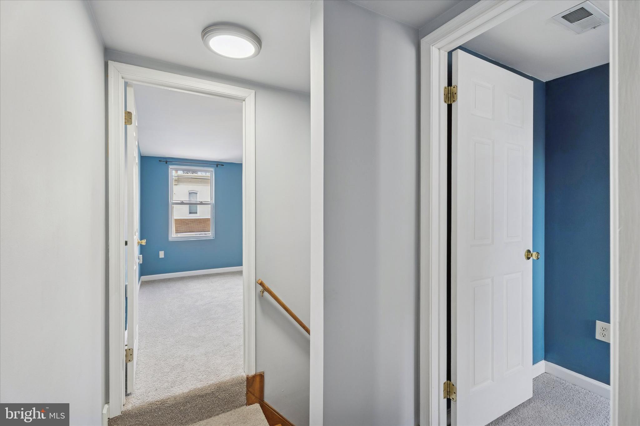 ROXBOROUGH - Residential