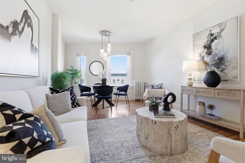 Photo of 2022 Columbia Road NW #412, WASHINGTON, DC 20009 (MLS # DCDC2265646)