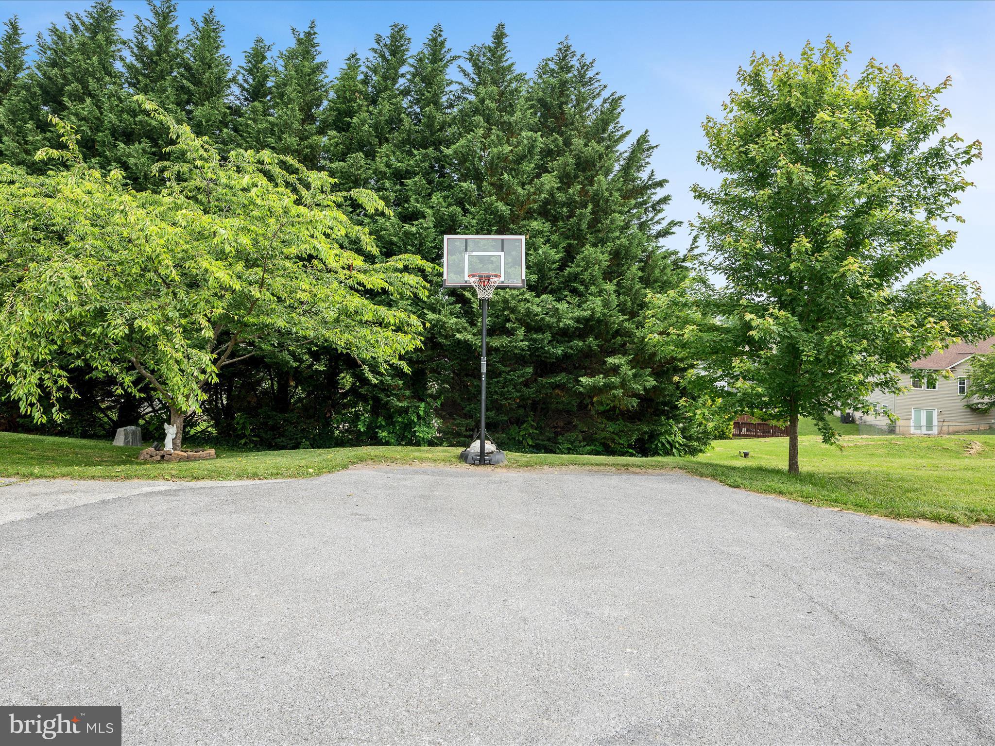 ROSEMONT ORCHARD - Residential