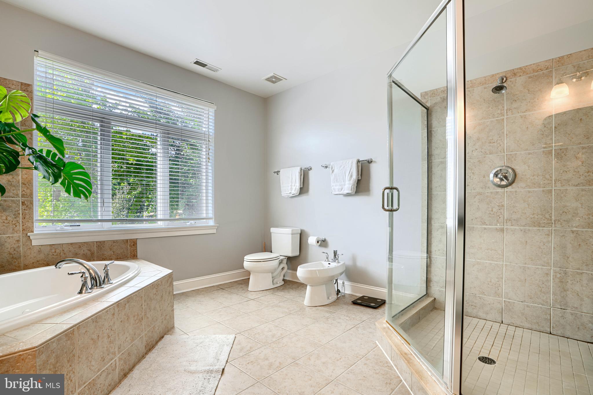 PIER HOMES AT HARBORVIEW - Residential