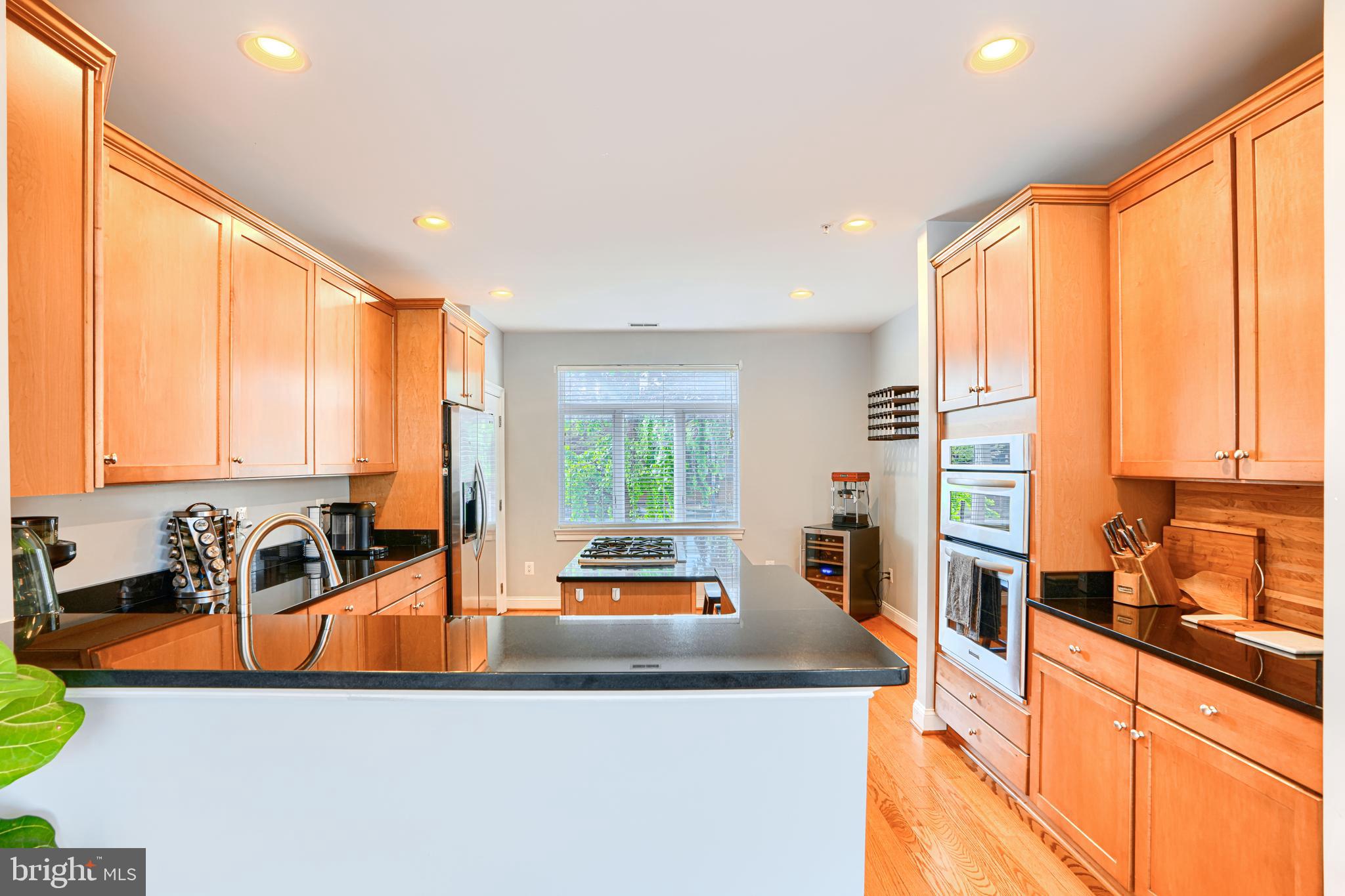 PIER HOMES AT HARBORVIEW - Residential