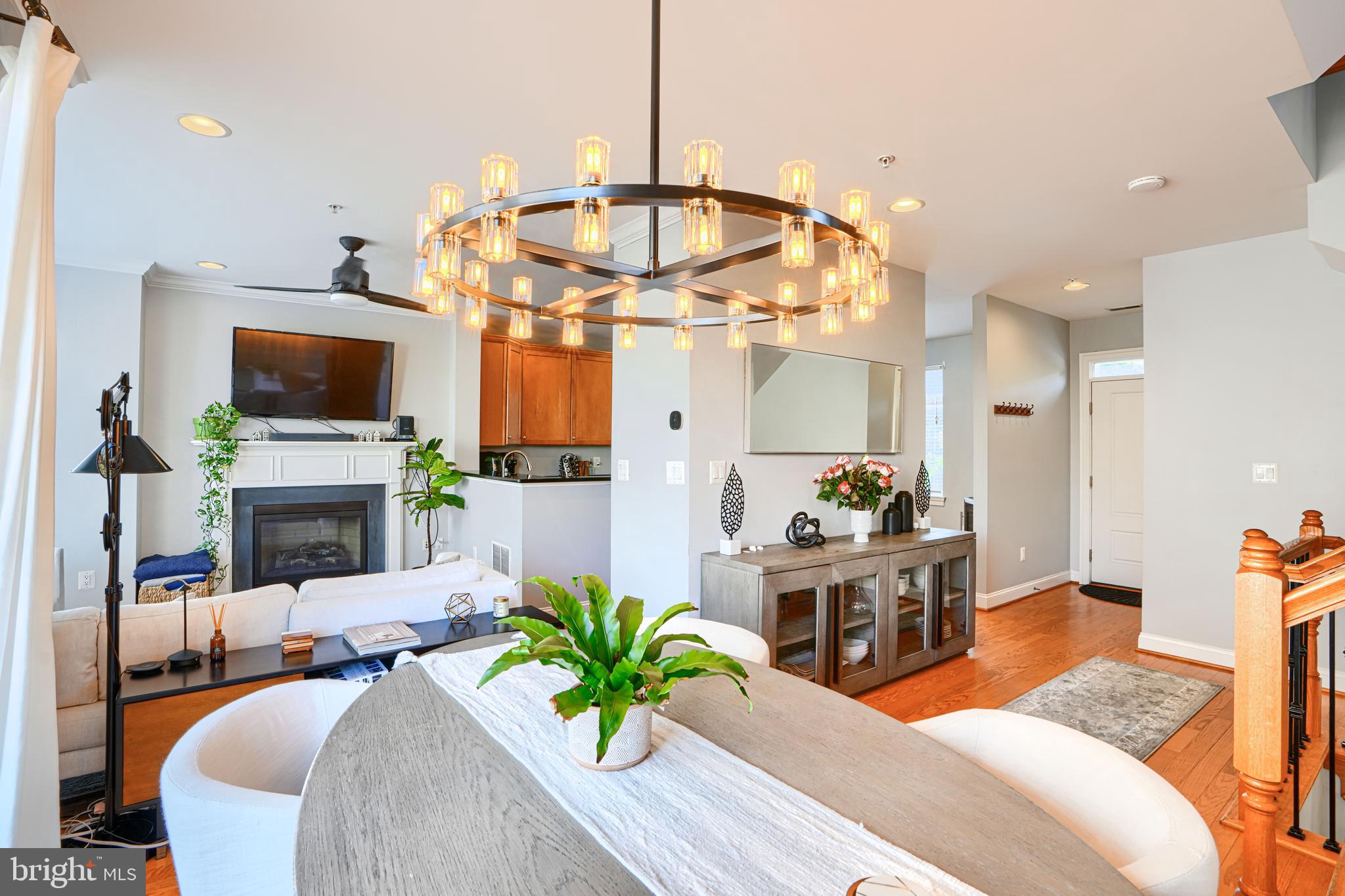 PIER HOMES AT HARBORVIEW - Residential