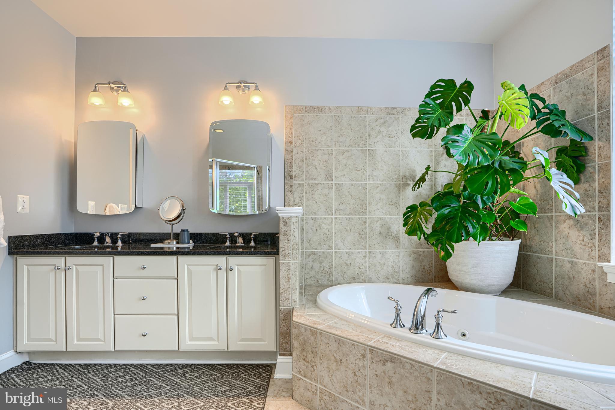 PIER HOMES AT HARBORVIEW - Residential