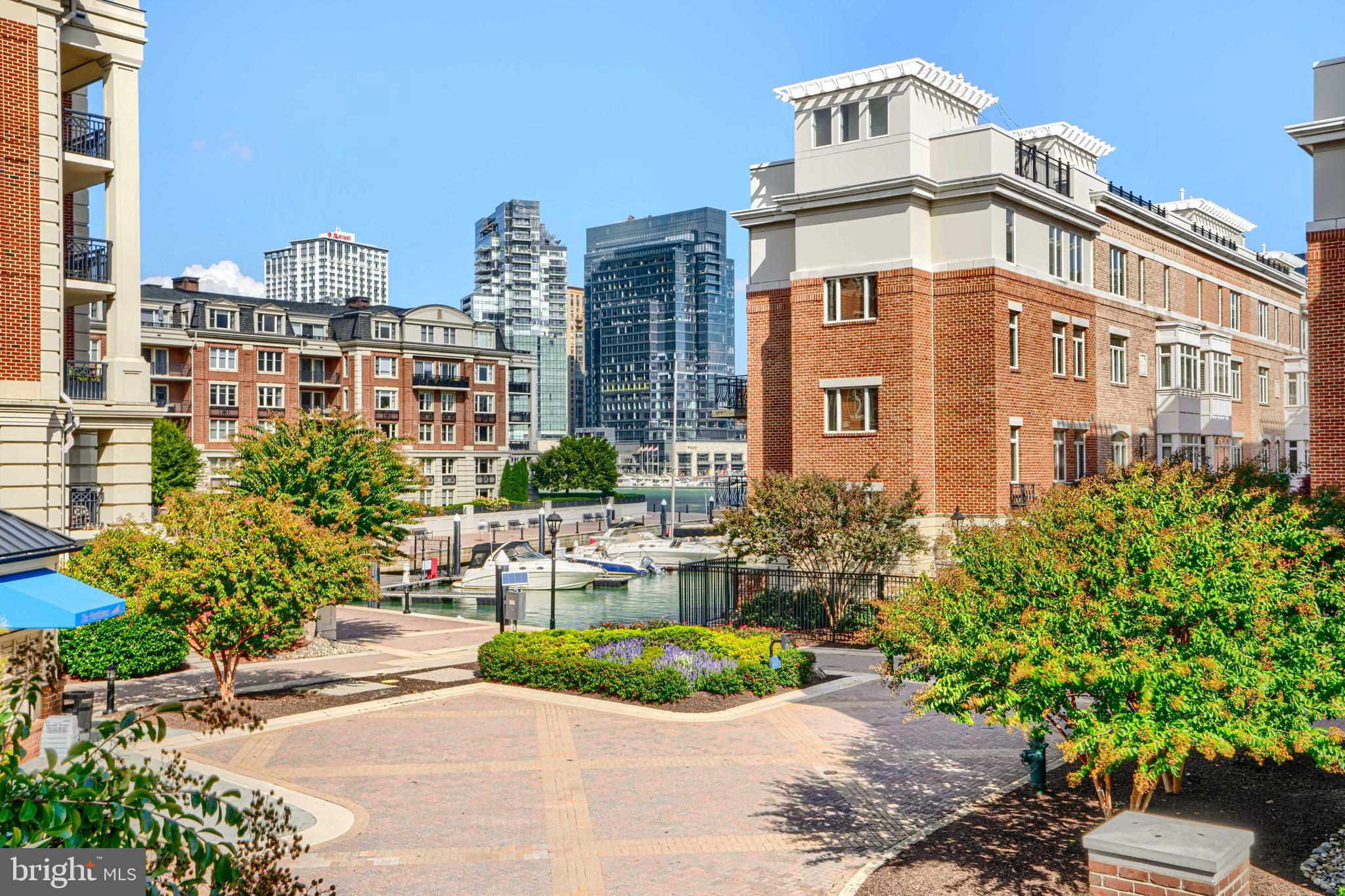 PIER HOMES AT HARBORVIEW - Residential