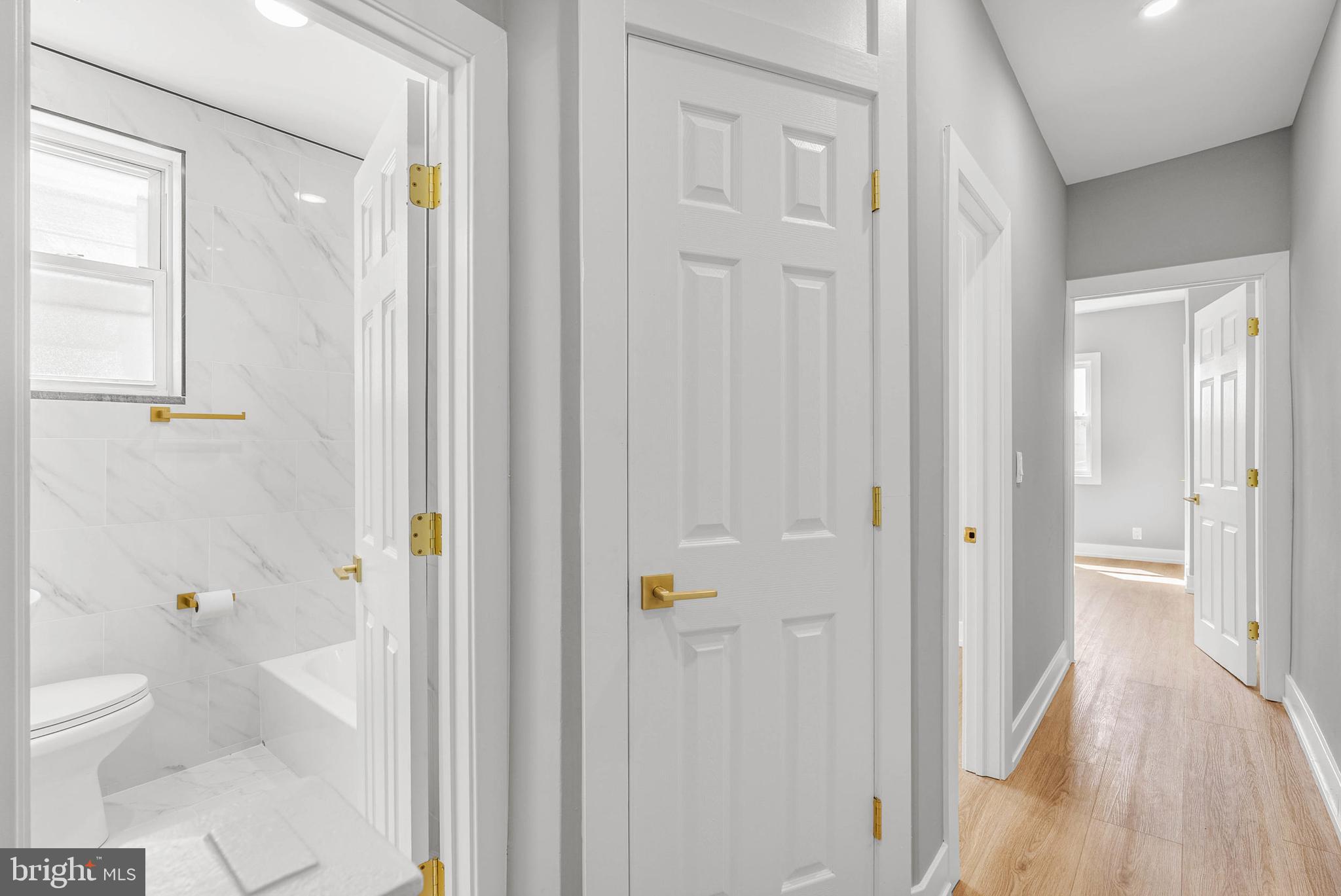 PORT RICHMOND - Residential