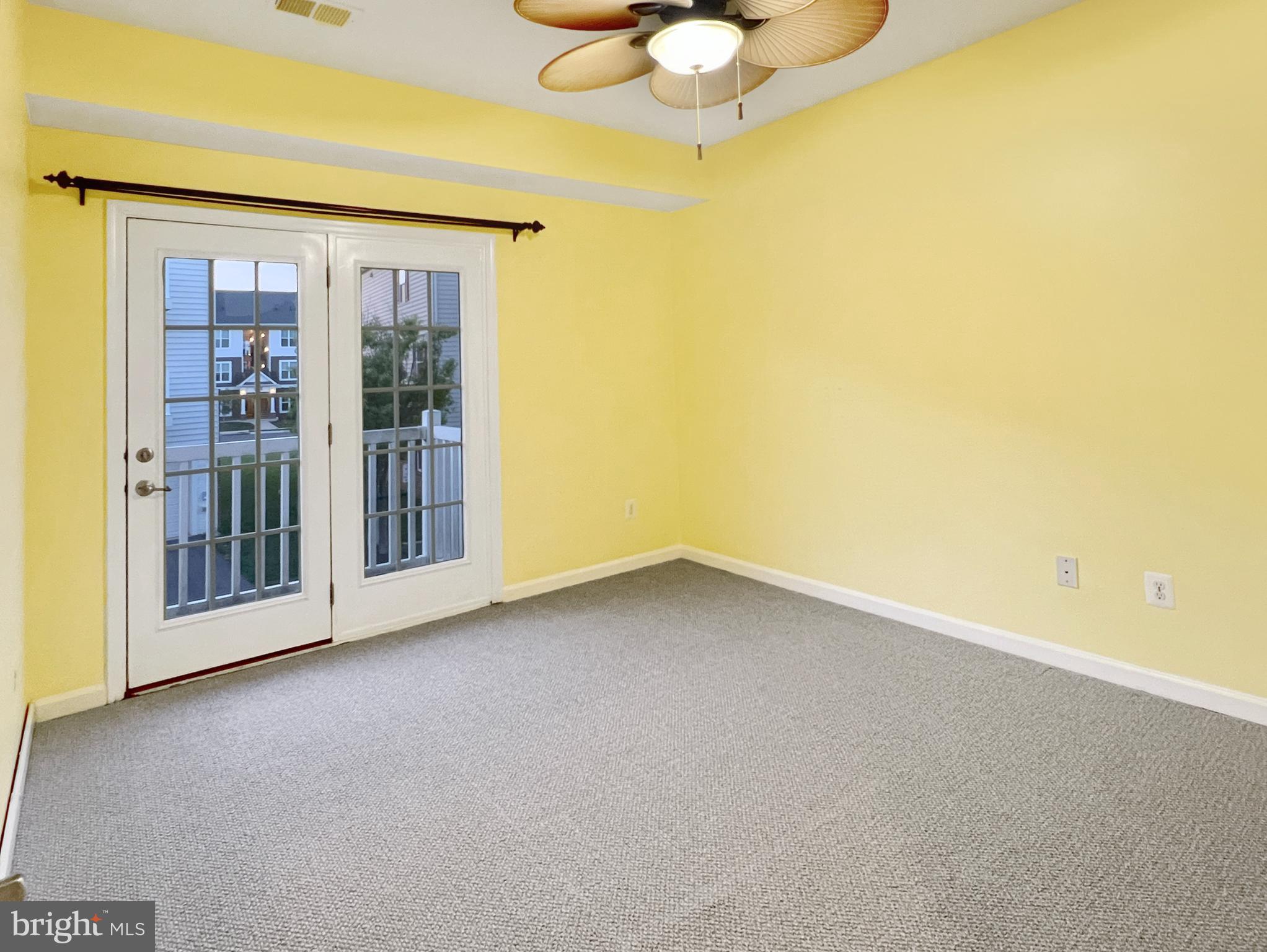 ARCOLA TOWN CENTER CONDO - Residential