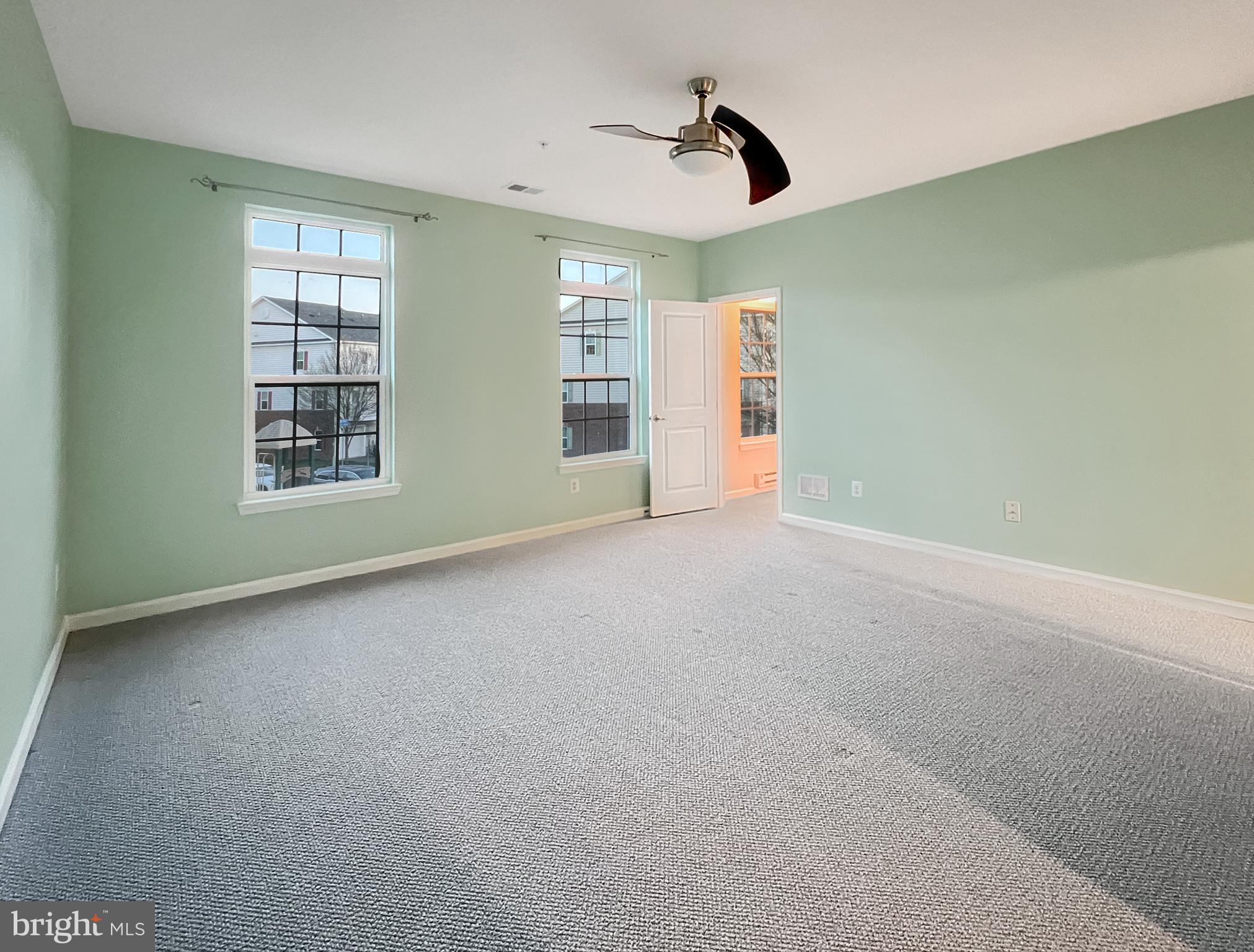 ARCOLA TOWN CENTER CONDO - Residential