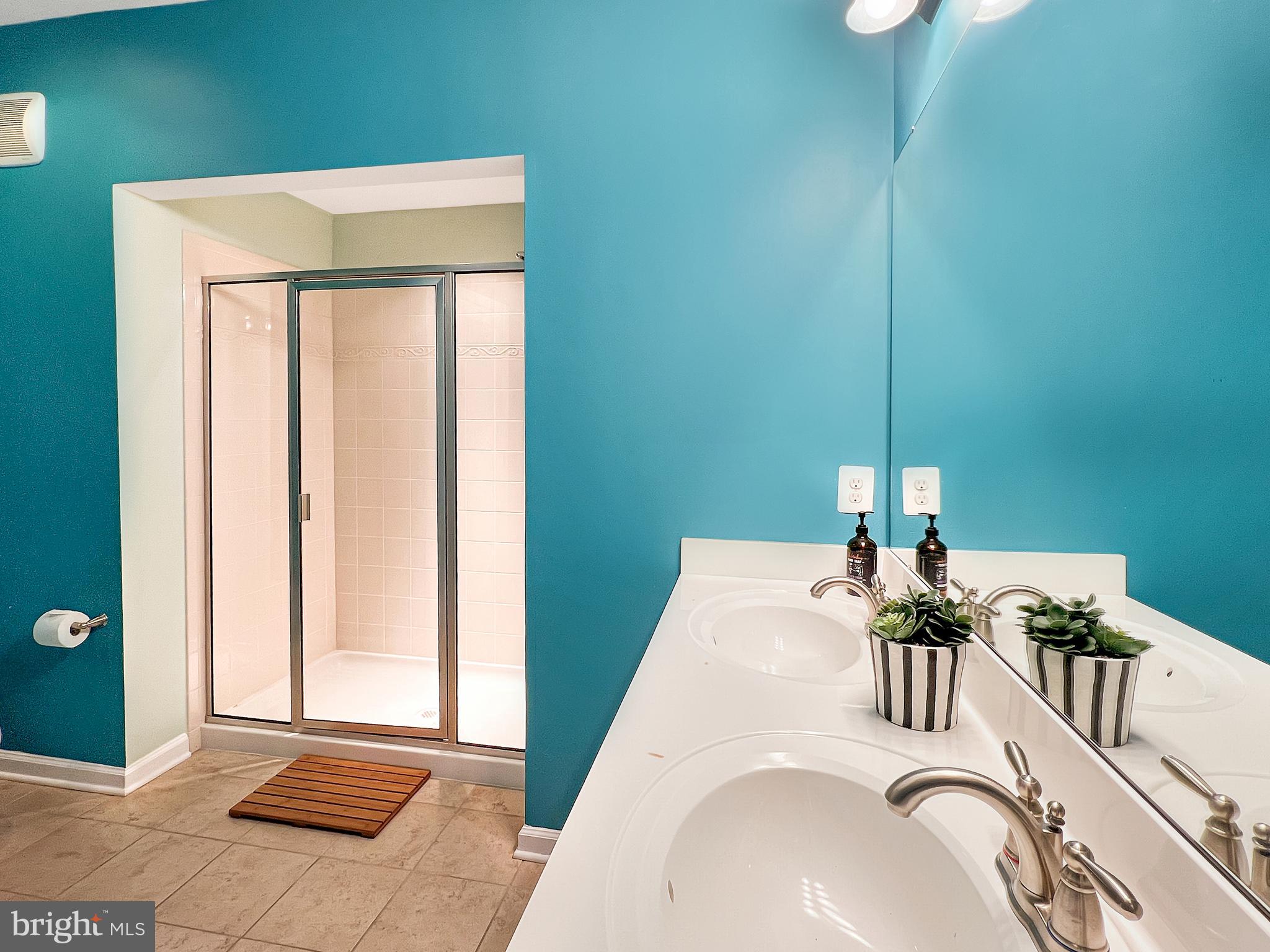 ARCOLA TOWN CENTER CONDO - Residential