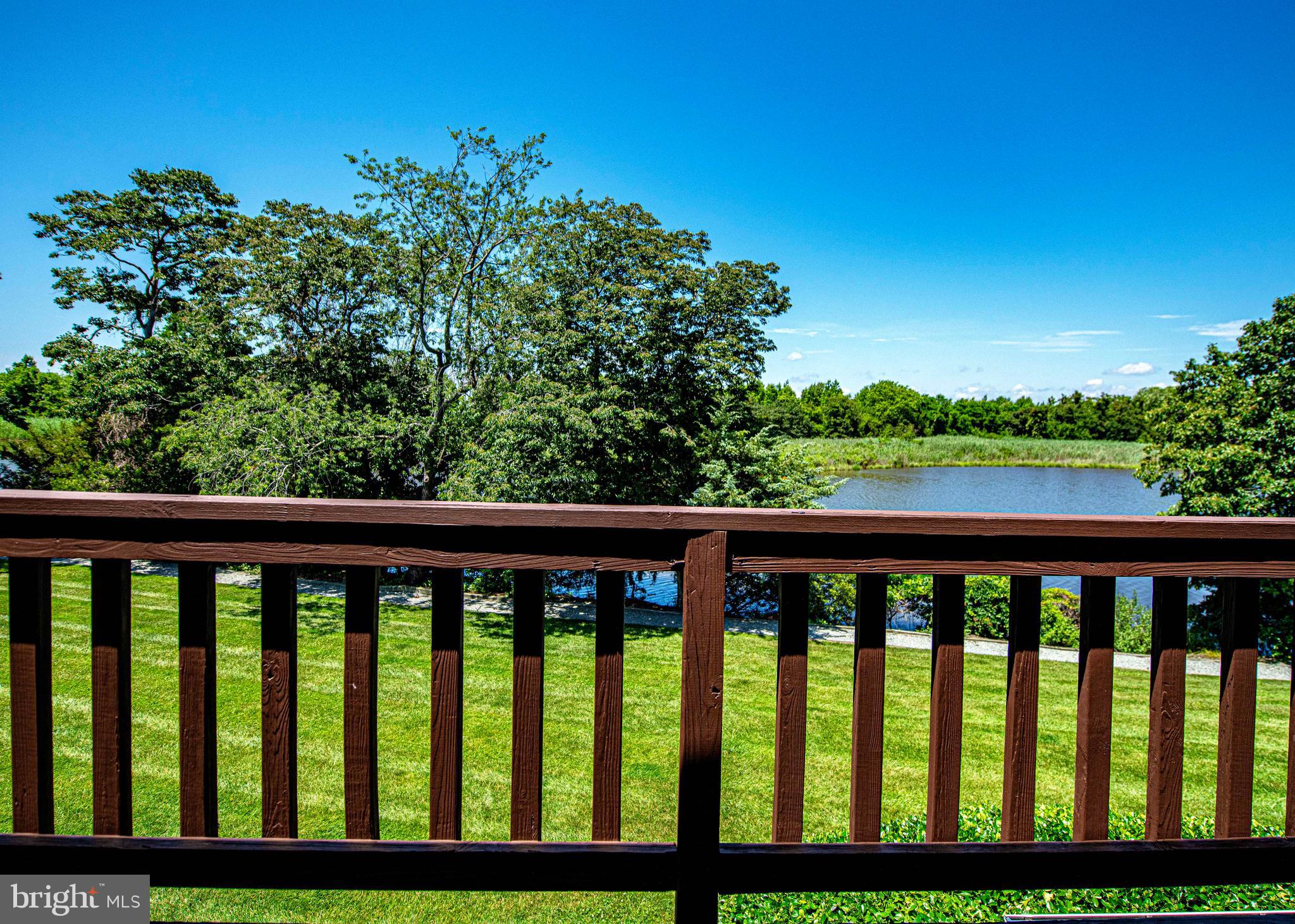 THOMPSON CREEK CONDOS - Residential