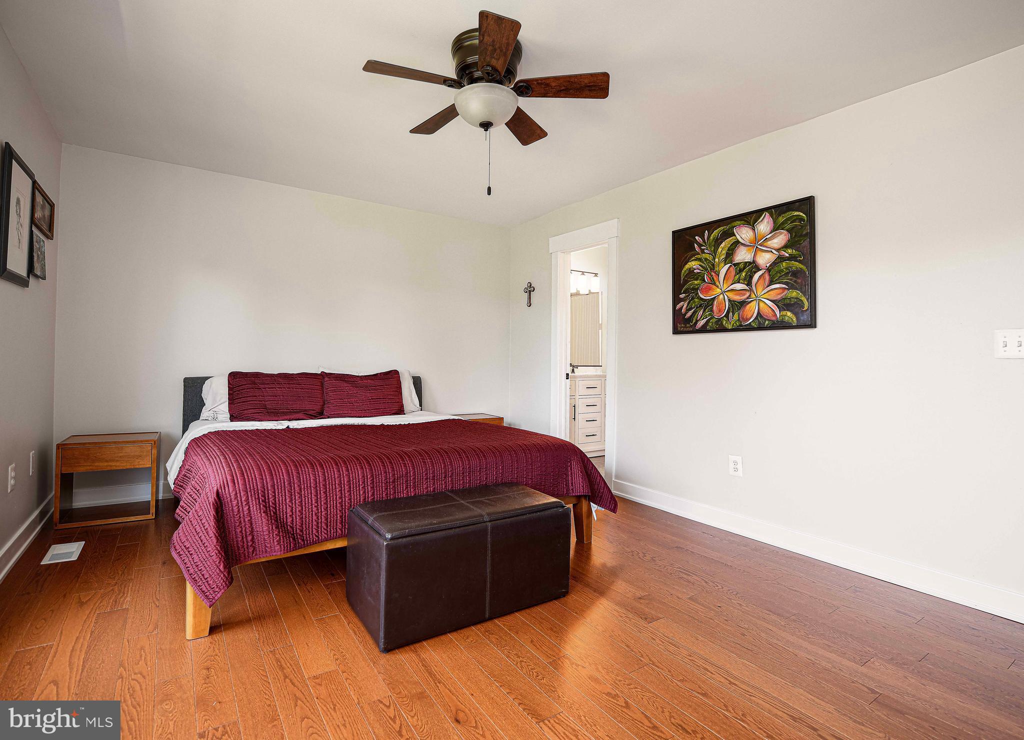 THOMPSON CREEK CONDOS - Residential