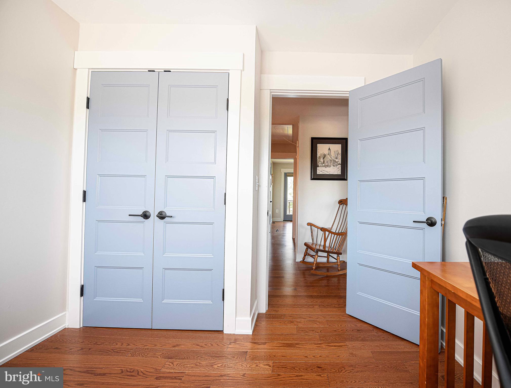 THOMPSON CREEK CONDOS - Residential