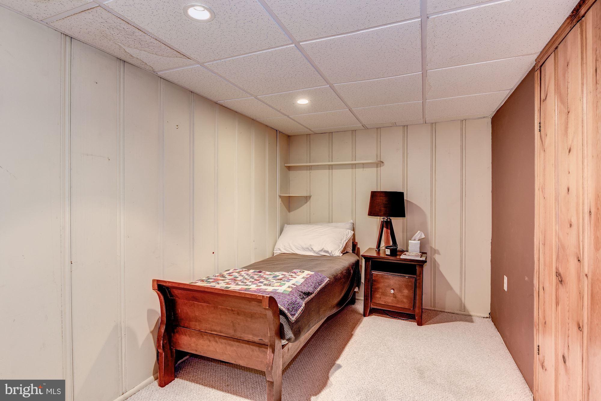 WAKEFIELD - Residential