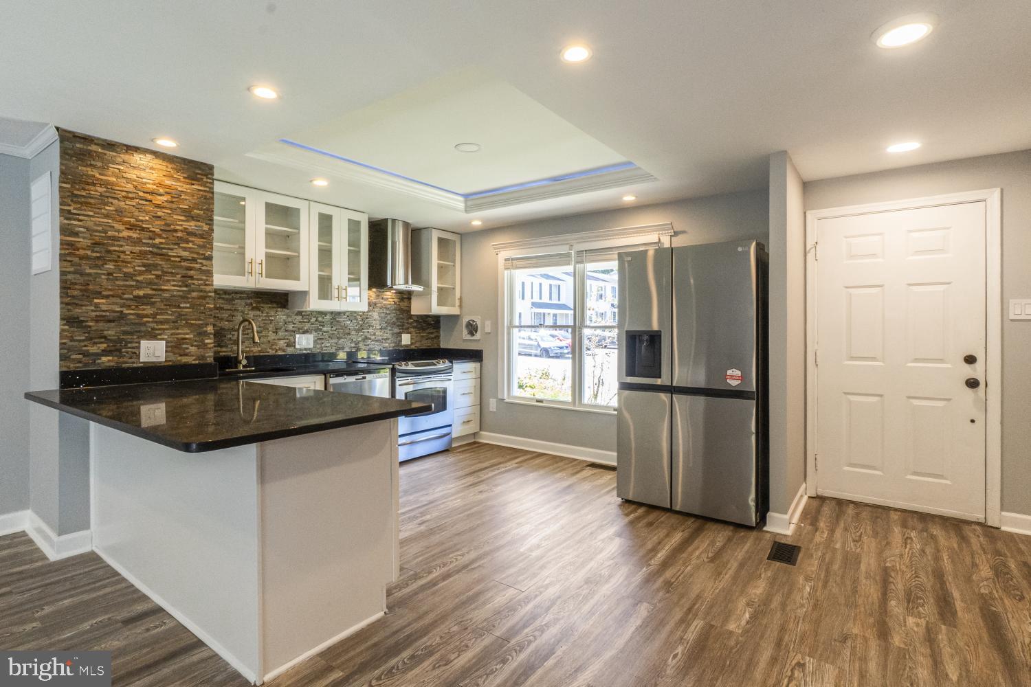 1895 POHICK CREEK COURT