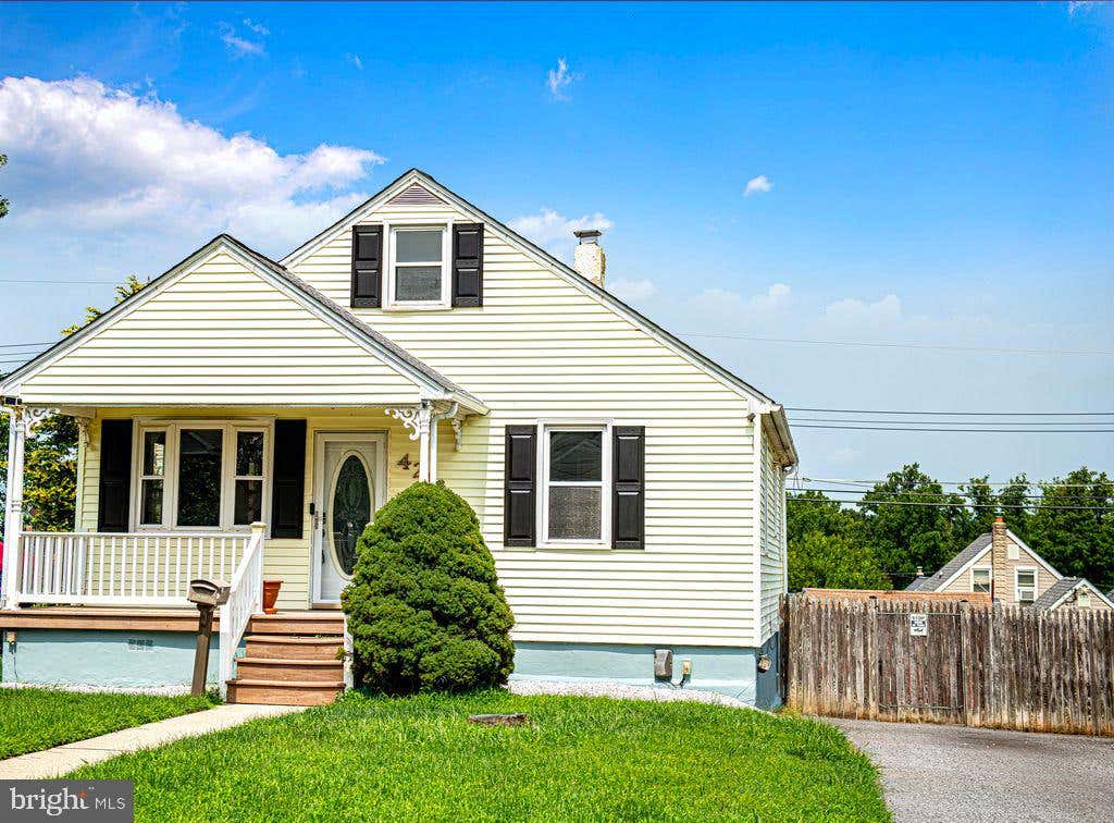 Photo of 4216 Thorncliff Road, NOTTINGHAM, MD 21236 (MLS # MDBC2172950)