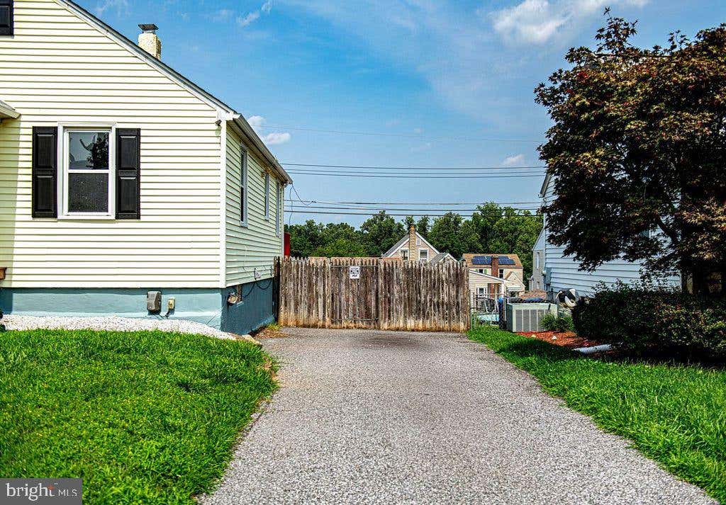 Photo of 4216 Thorncliff Road, NOTTINGHAM, MD 21236 (MLS # MDBC2172950)