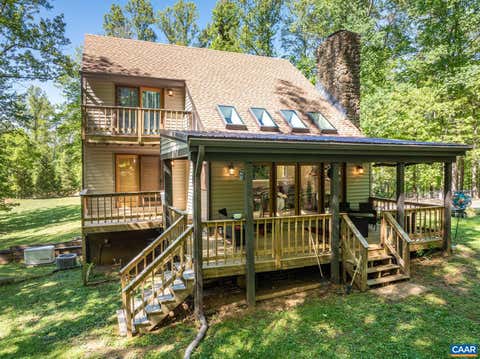 Homes For Sale - 2530 Gillums Ridge Ln Ln<br/> CHARLOTTESVILLE, VA 22903