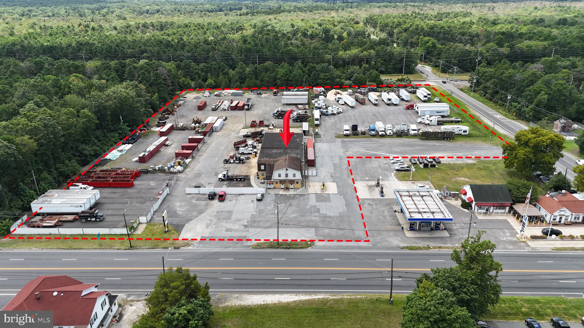 730 W WHITE HORSE PIKE