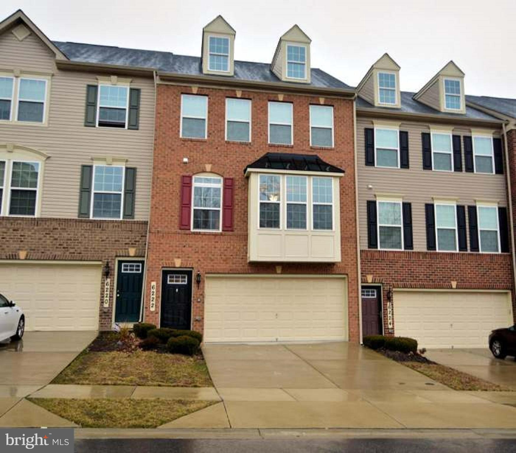 THE PARK AT ADDISON METRO - Residential