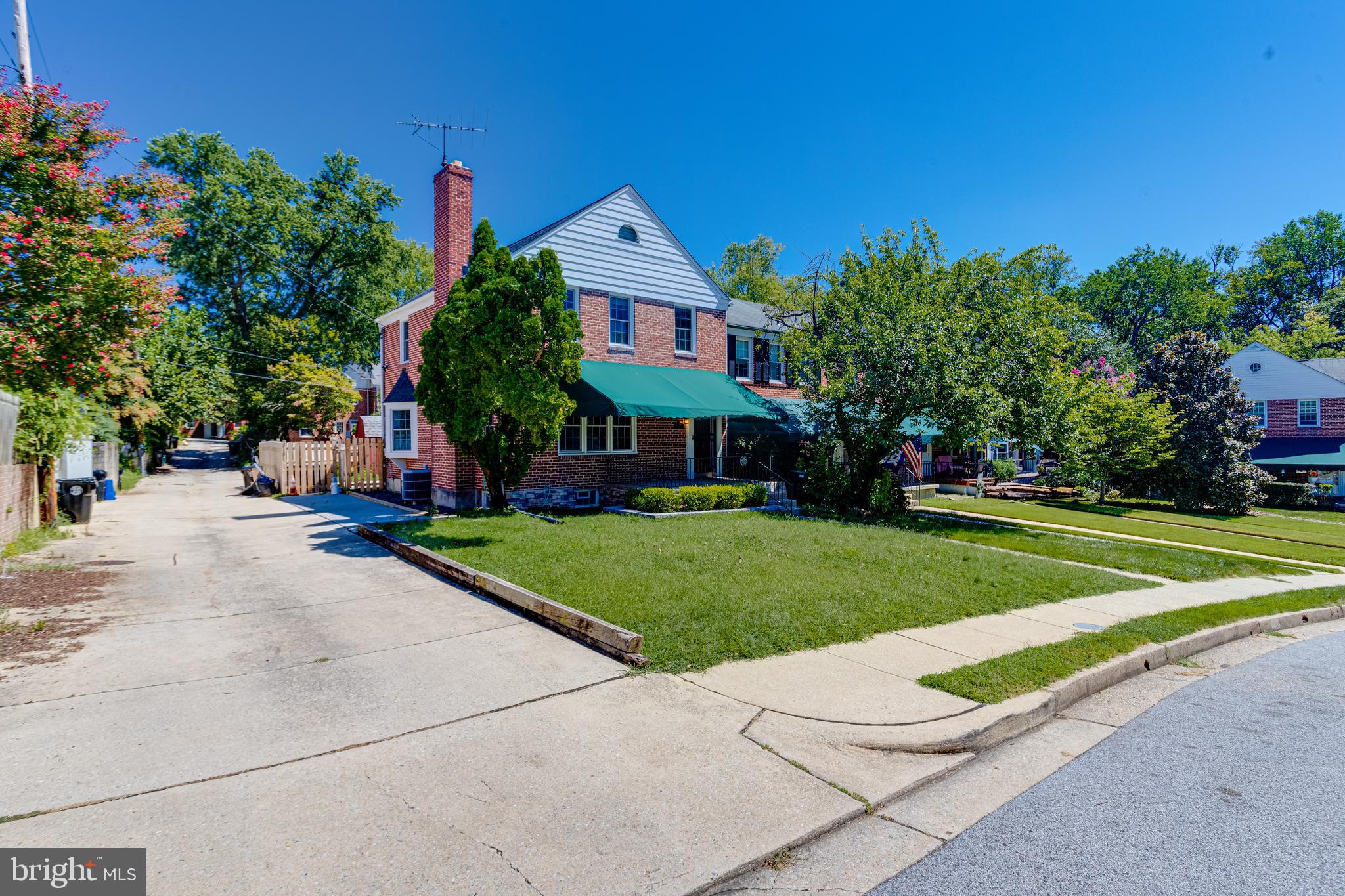 8151 CLYDE BANK ROAD
