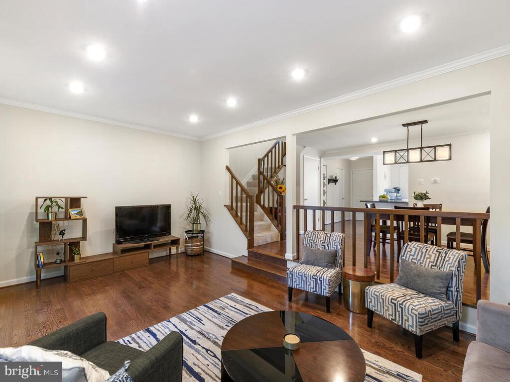 ASHFORD - Residential