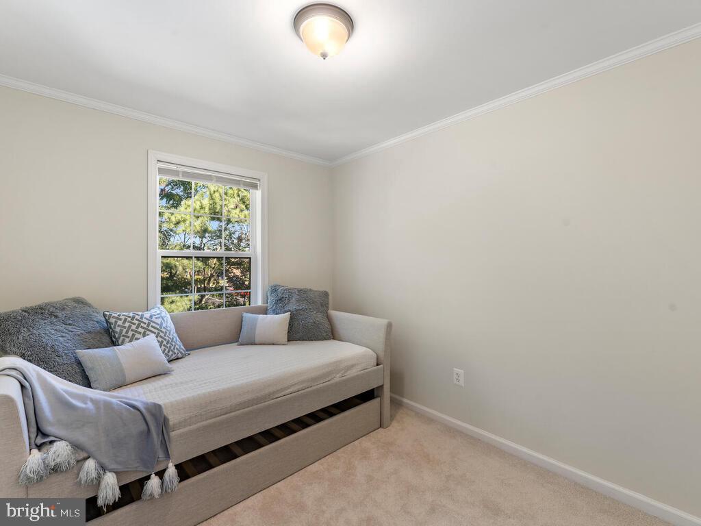 ASHFORD - Residential