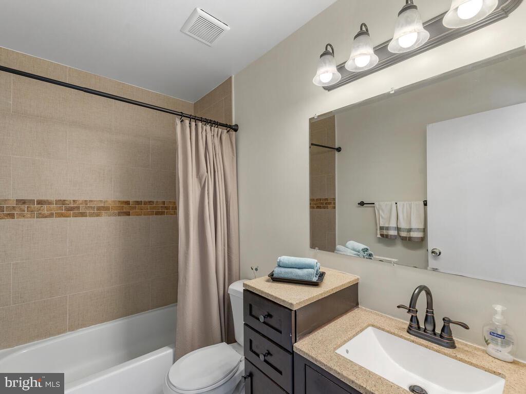 ASHFORD - Residential