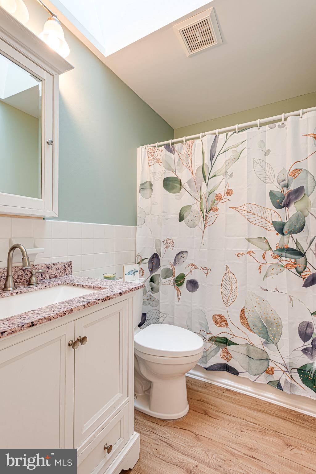 BEAVER RUN KNOLL - Residential