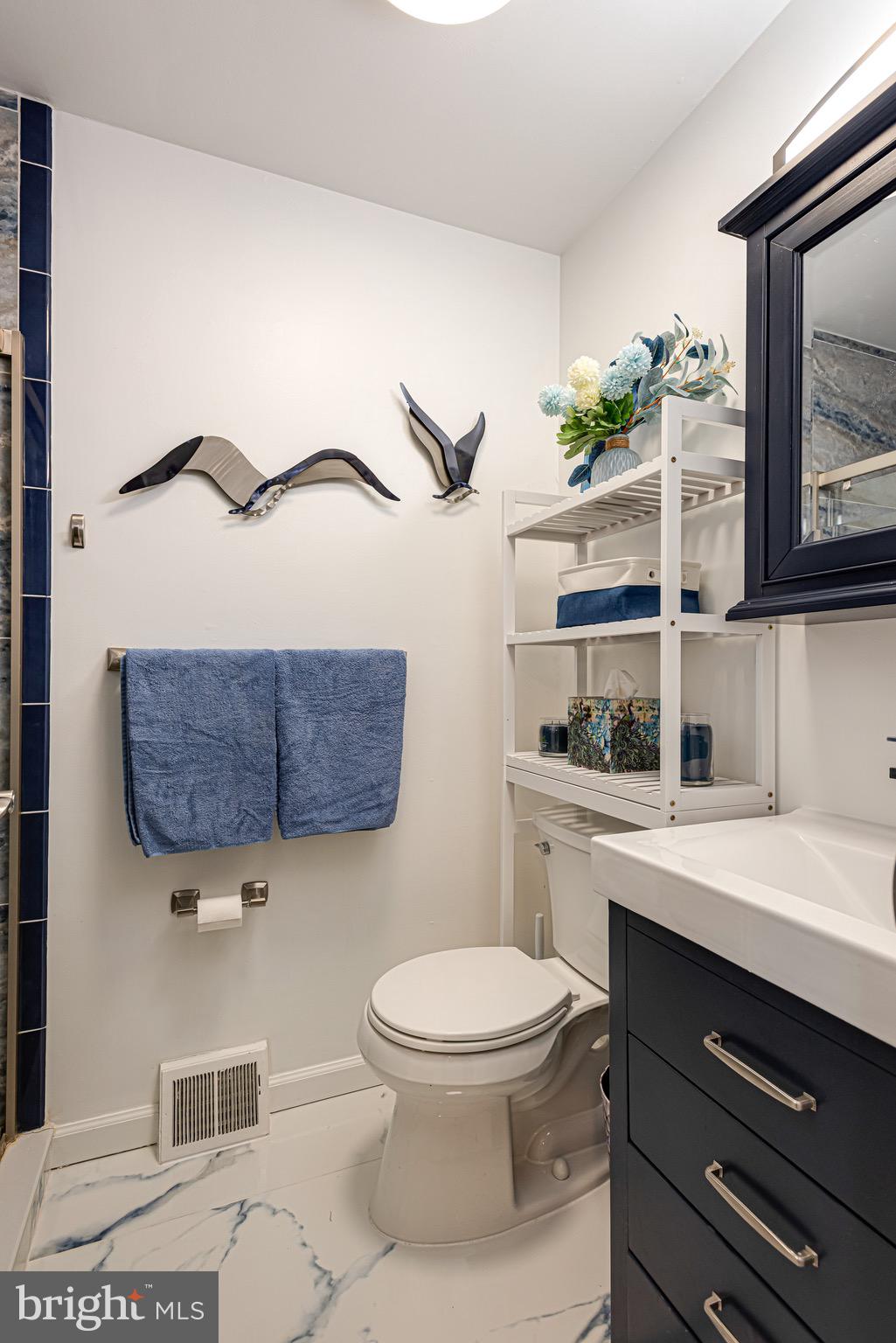 BEAVER RUN KNOLL - Residential