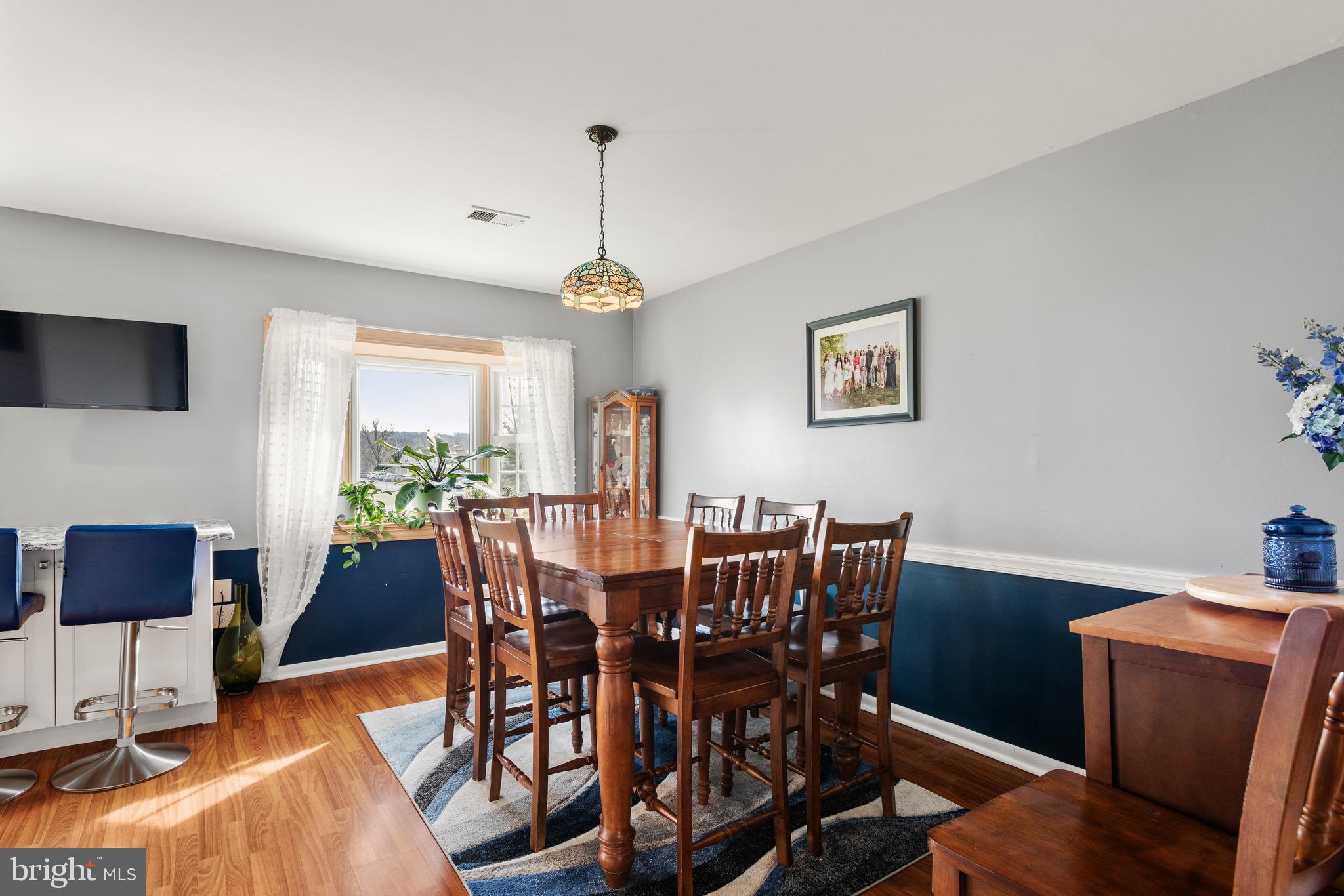 BEAVER RUN KNOLL - Residential