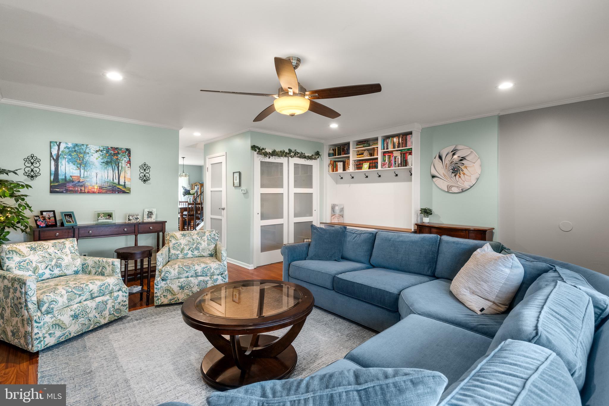 BEAVER RUN KNOLL - Residential