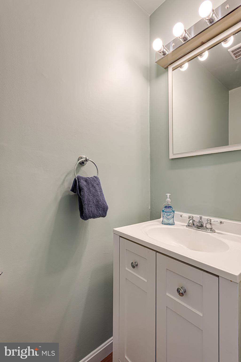 BEAVER RUN KNOLL - Residential