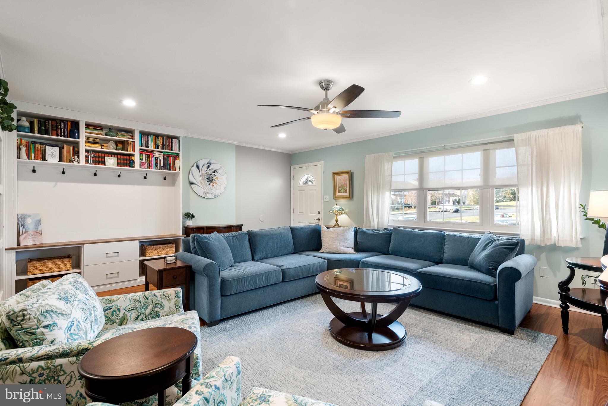 BEAVER RUN KNOLL - Residential