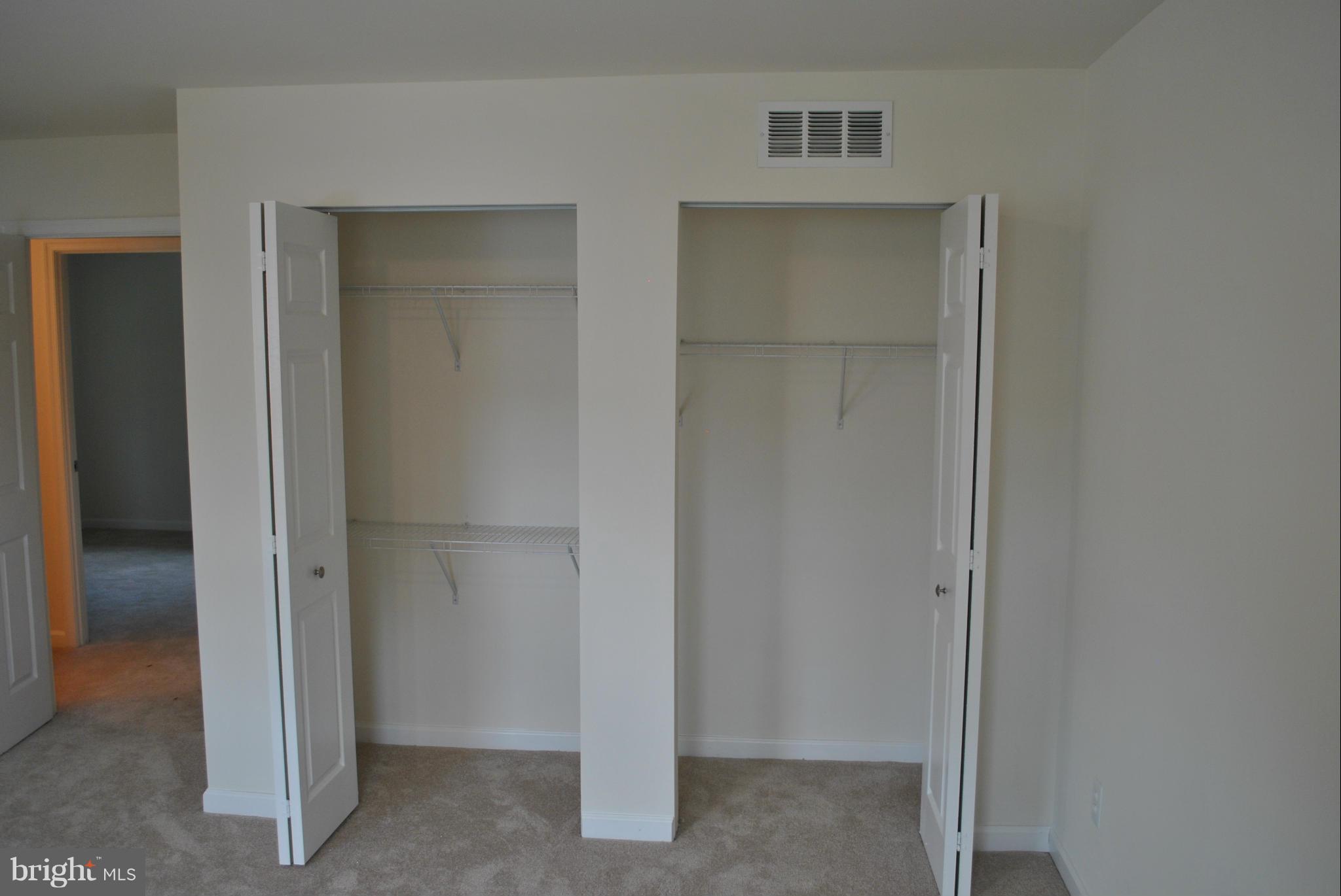 UPTON VILLAGE NORTH - Residential