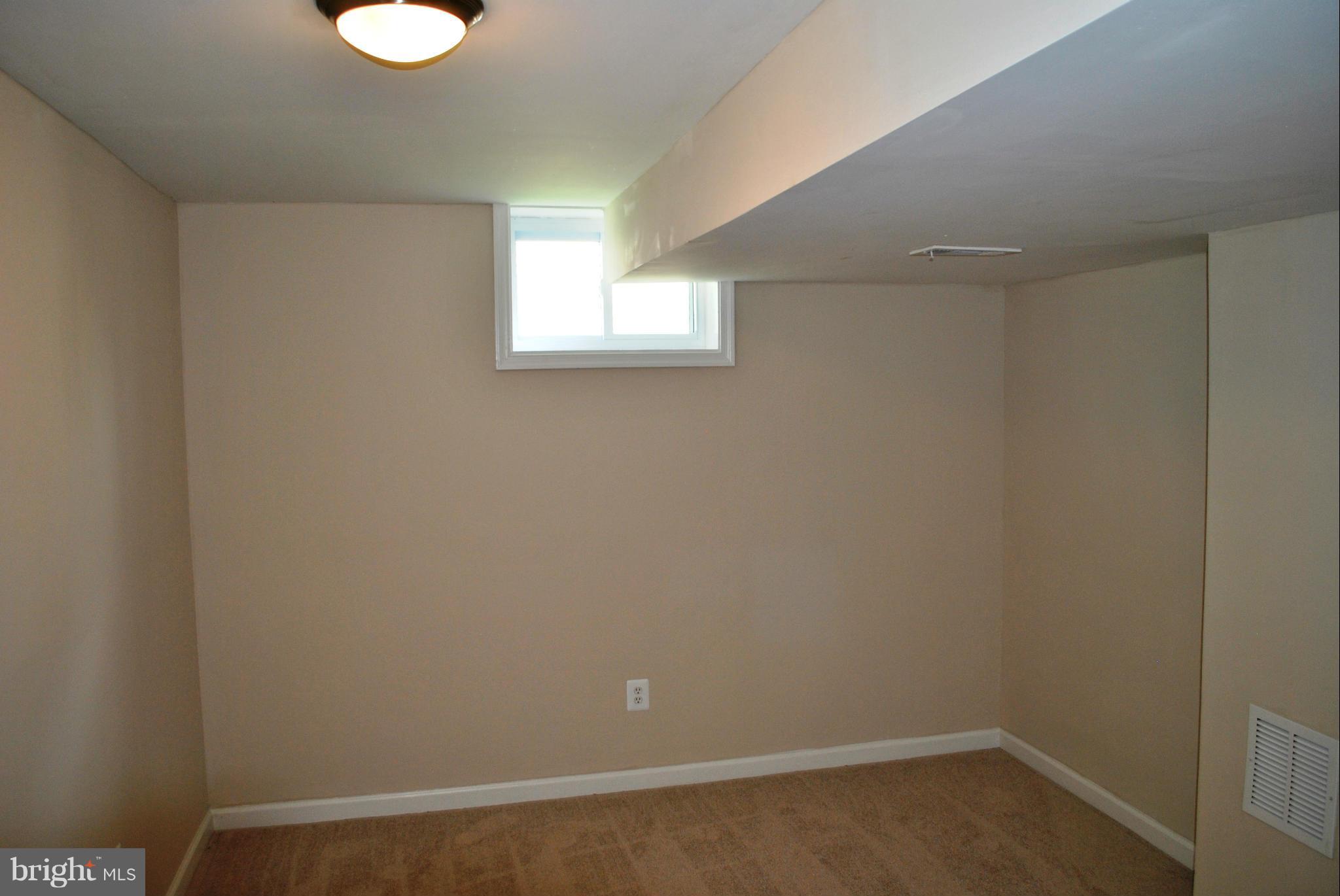 UPTON VILLAGE NORTH - Residential